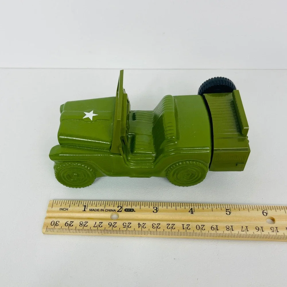 Avon Army Jeep Decanter Wild Country After Shave Green Military Star Vintage